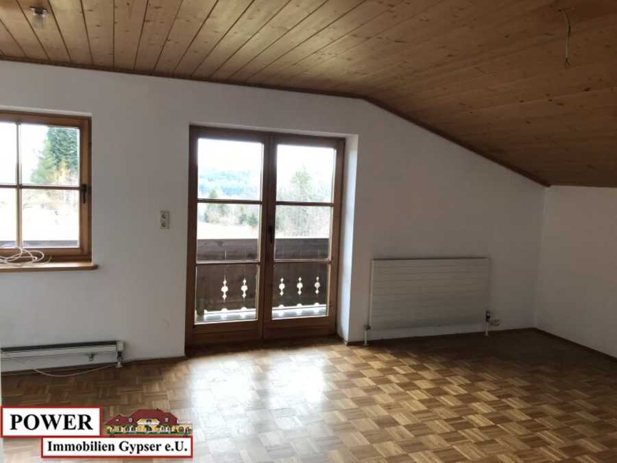 Immobilie: Dachgeschosswohnung in 5241 Maria Schmolln