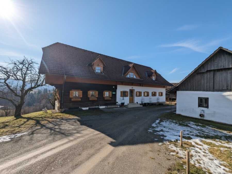 Immobilie: Bauernhaus in 8191 Rossegg