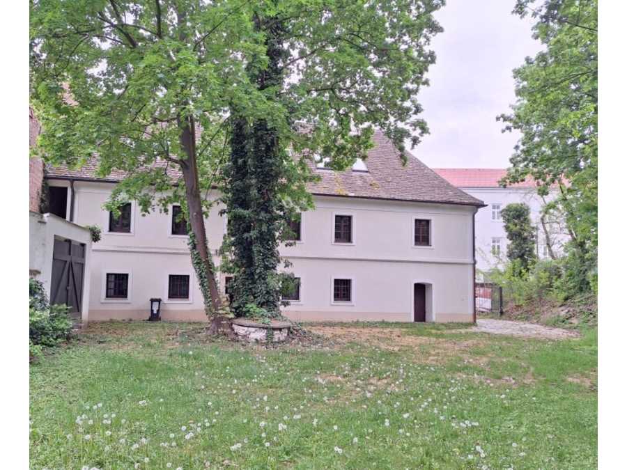Bürohaus in 2020 Hollabrunn Immobilie: Bürohaus in 2020 Hollabrunn