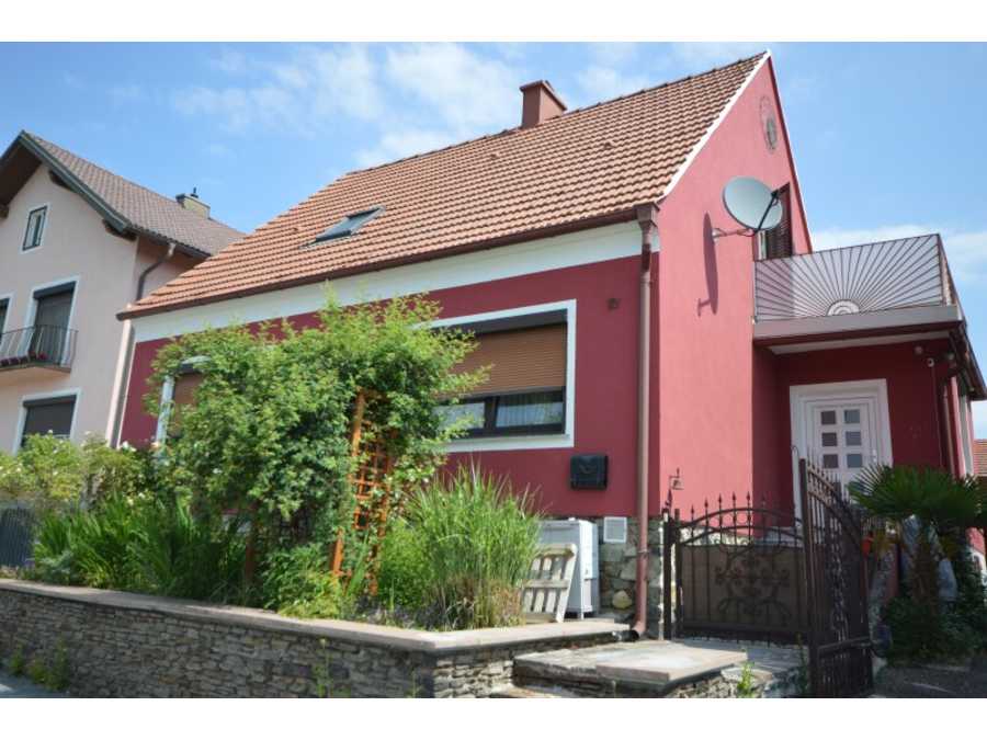 Einfamilienhaus in 7552 Stinatz Immobilie: Einfamilienhaus in 7552 Stinatz