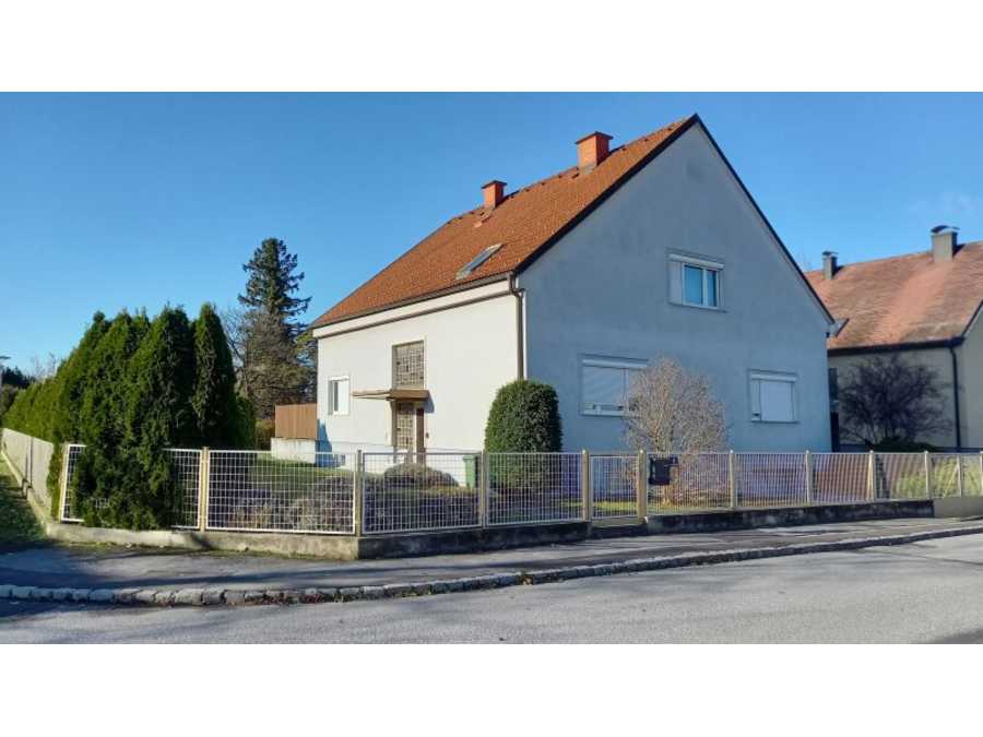 Immobilie: Mehrfamilienhaus in 2404 Petronell-Carnuntum