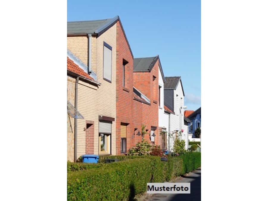 Immobilie: Mehrfamilienhaus in 2301 Großenzersdorf