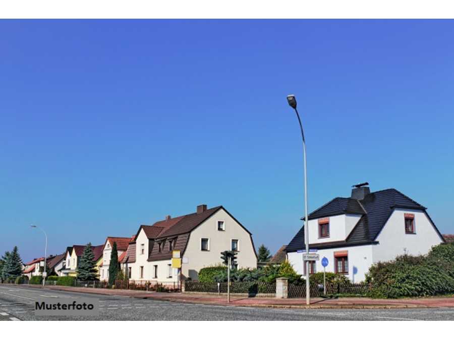 Immobilie: Zweifamilienhaus in 6890 Lustenau