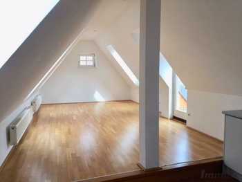 Dachgeschosswohnung Graz