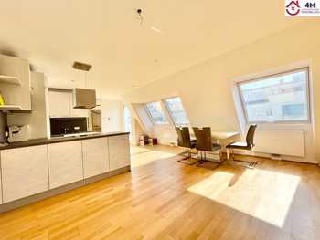 Dachgeschosswohnung Wien
