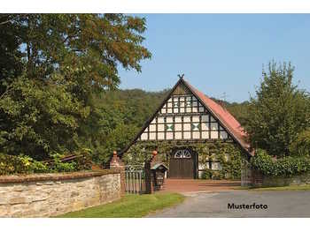 Geschäftshaus Treffen