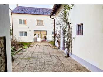 Mehrfamilienhaus Bruck an der Leitha