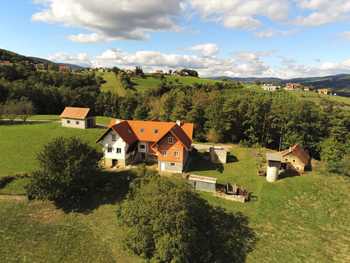 Mehrfamilienhaus Hinteregg
