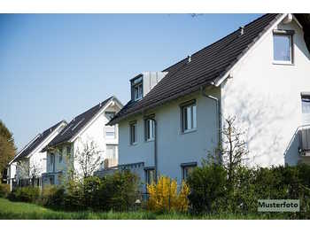Mehrfamilienhaus Luftenberg